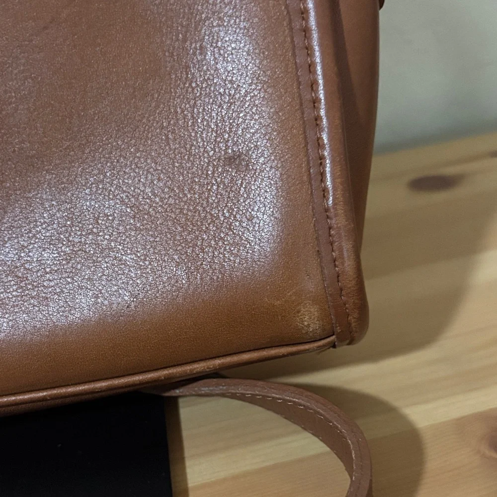 Coach Vintage Devon Brown Leather Shoulder Bag - Picture 4 of 10